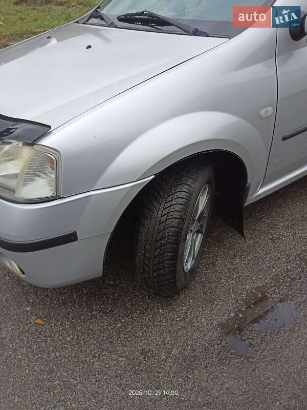 Седан Dacia Logan 2008 в Киеве