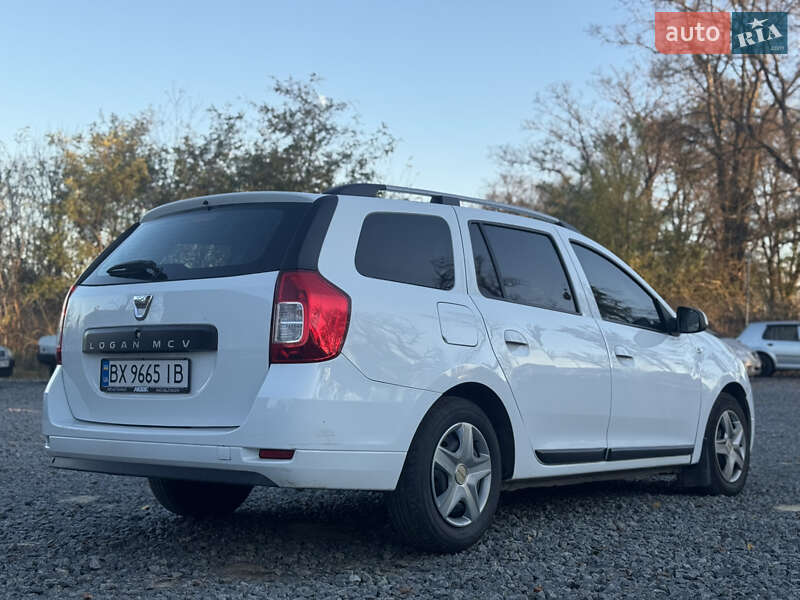 Седан Dacia Logan 2015 в Хмельницком