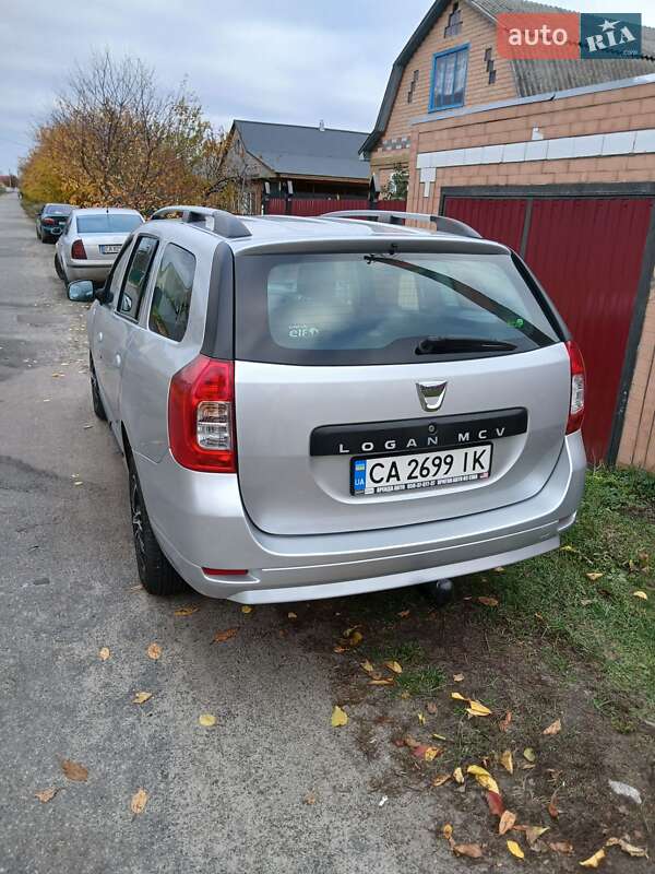 Седан Dacia Logan 2014 в Черкассах