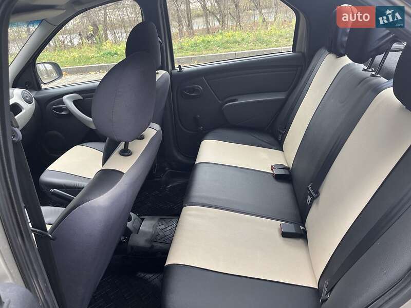 Седан Dacia Logan 2008 в Сумах