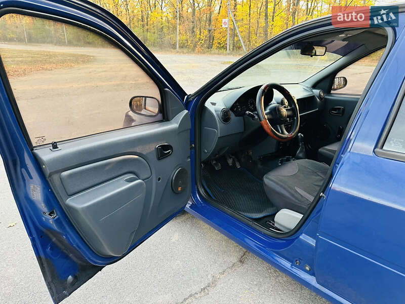 Седан Dacia Logan 2006 в Первомайске фото 20 Седан Dacia Logan 2006 в Первомайске