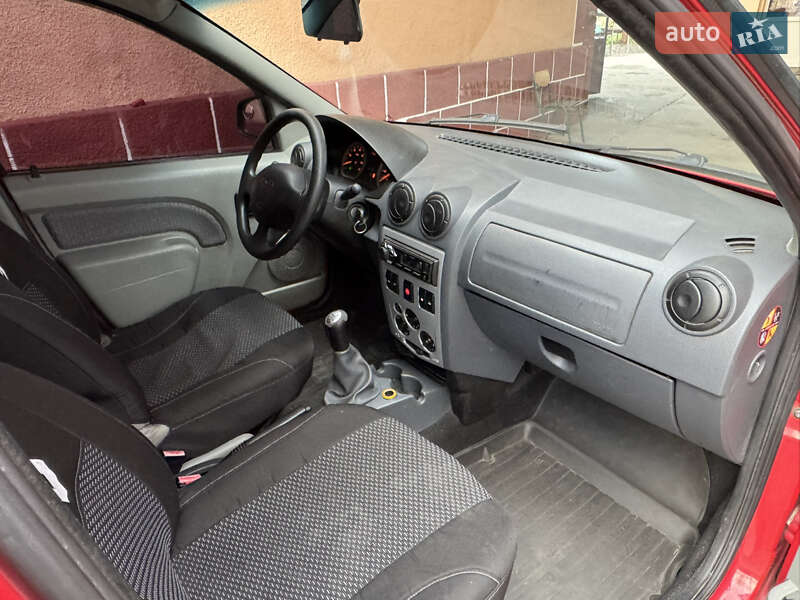 Седан Dacia Logan 2008 в Дніпрі фото 17 Седан Dacia Logan 2008 в Дніпрі