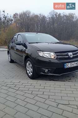 Седан Dacia Logan 2013 в Львові