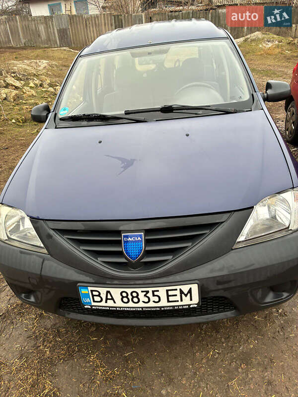 Седан Dacia Logan 2007 в Кропивницькому