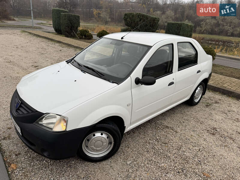 Седан Dacia Logan 2005 в Дніпрі