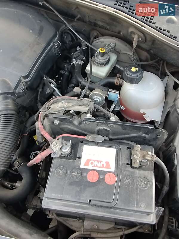 Седан Dacia Logan 2011 в Луцьку фото 3 Седан Dacia Logan 2011 в Луцьку