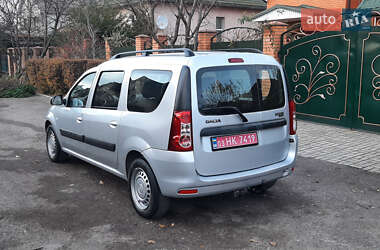 Седан Dacia Logan 2010 в Чернігові