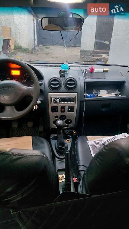 Седан Dacia Logan 2006 в Житомире фото 4 Седан Dacia Logan 2006 в Житомире