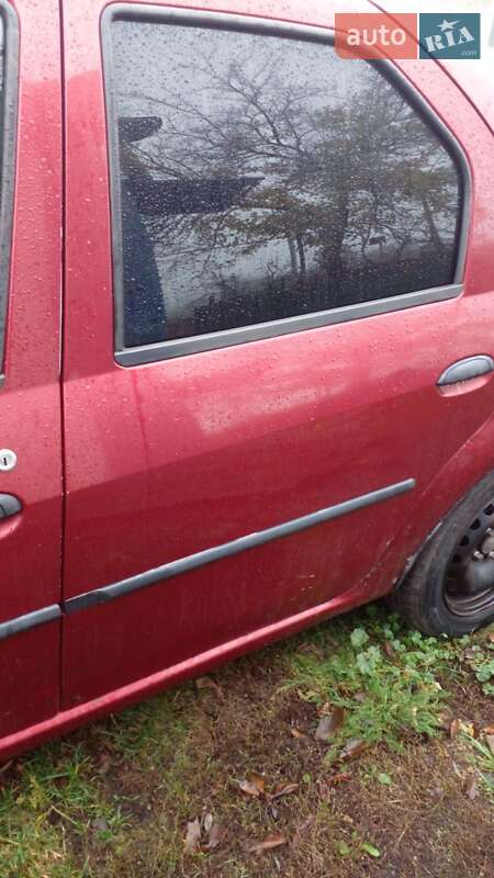 Седан Dacia Logan 2006 в Полтаве фото 7 Седан Dacia Logan 2006 в Полтаве