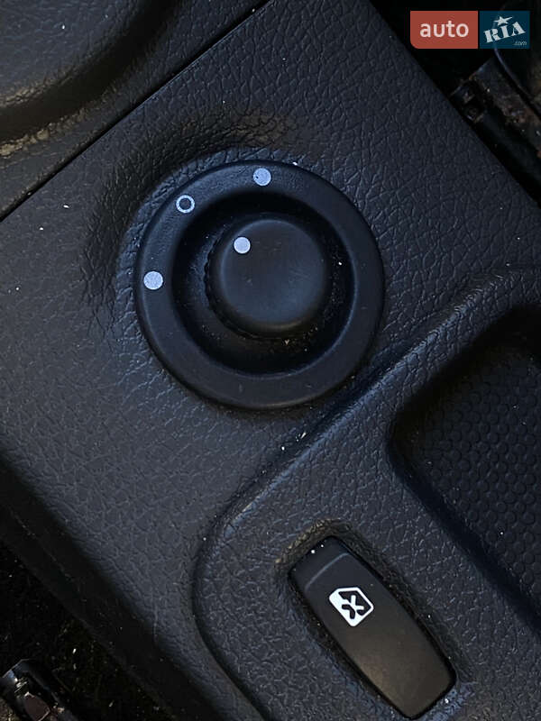 Седан Dacia Logan 2007 в Луцке