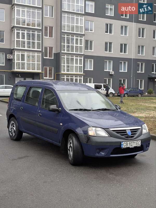 Седан Dacia Logan 2008 в Чернигове