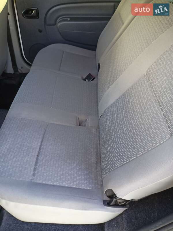 Седан Dacia Logan 2011 в Жмеринке фото 14 Седан Dacia Logan 2011 в Жмеринке