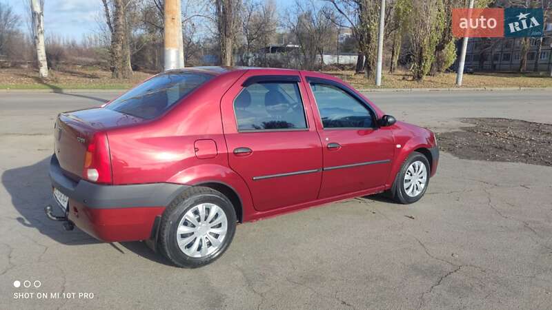 Седан Dacia Logan 2005 в Кривом Роге