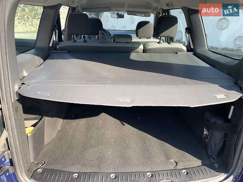 Седан Dacia Logan 2011 в Могилев-Подольске