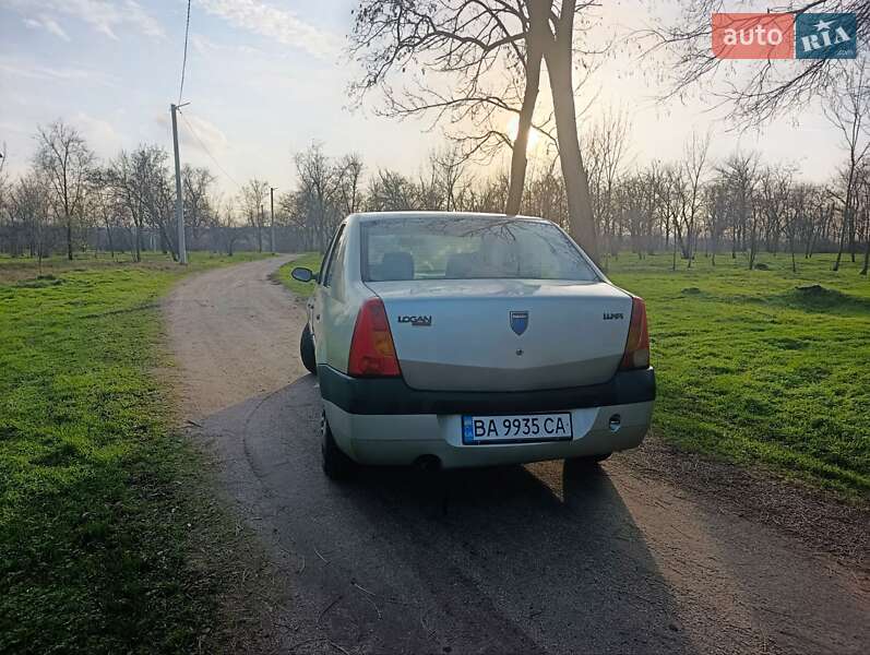 Седан Dacia Logan 2005 в Кропивницькому