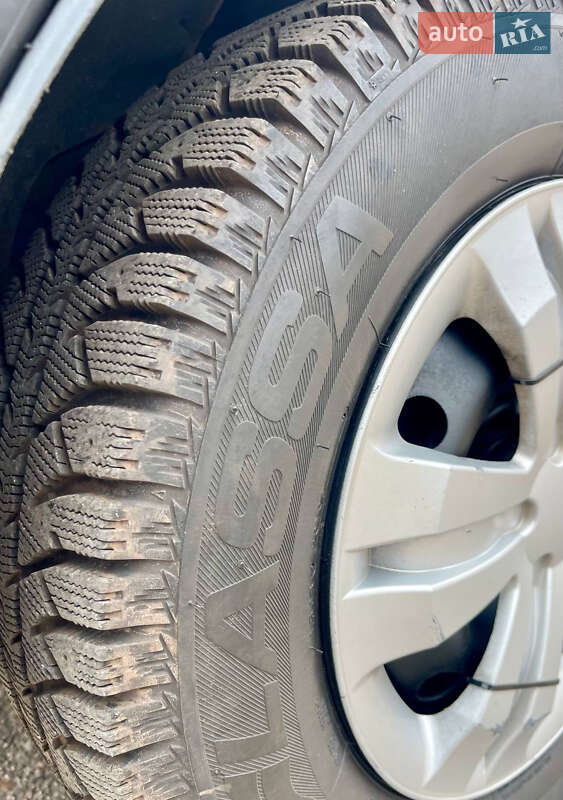 Седан Dacia Logan 2008 в Кривому Розі