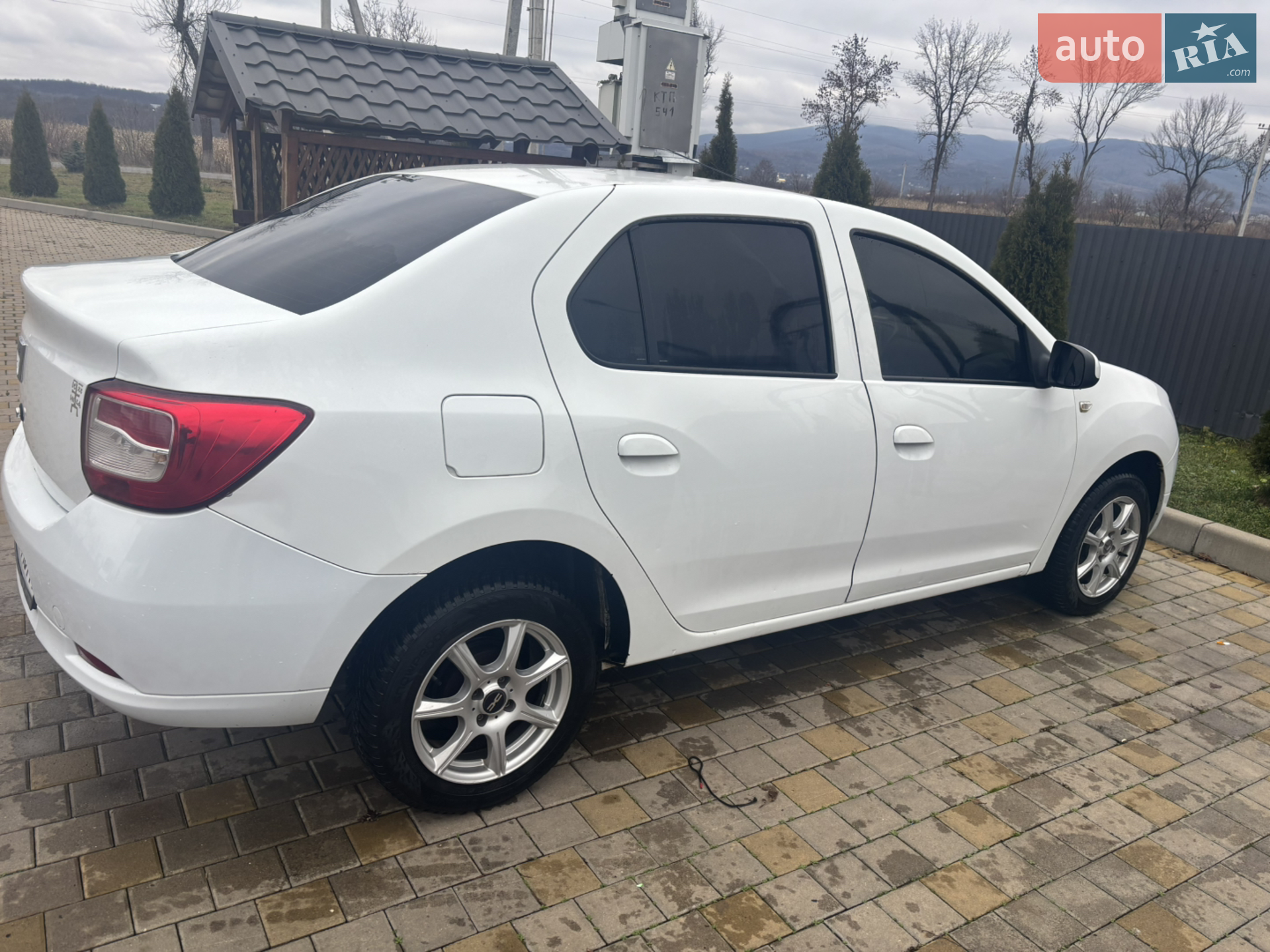 2016 Dacia Logan - мініатюра 4