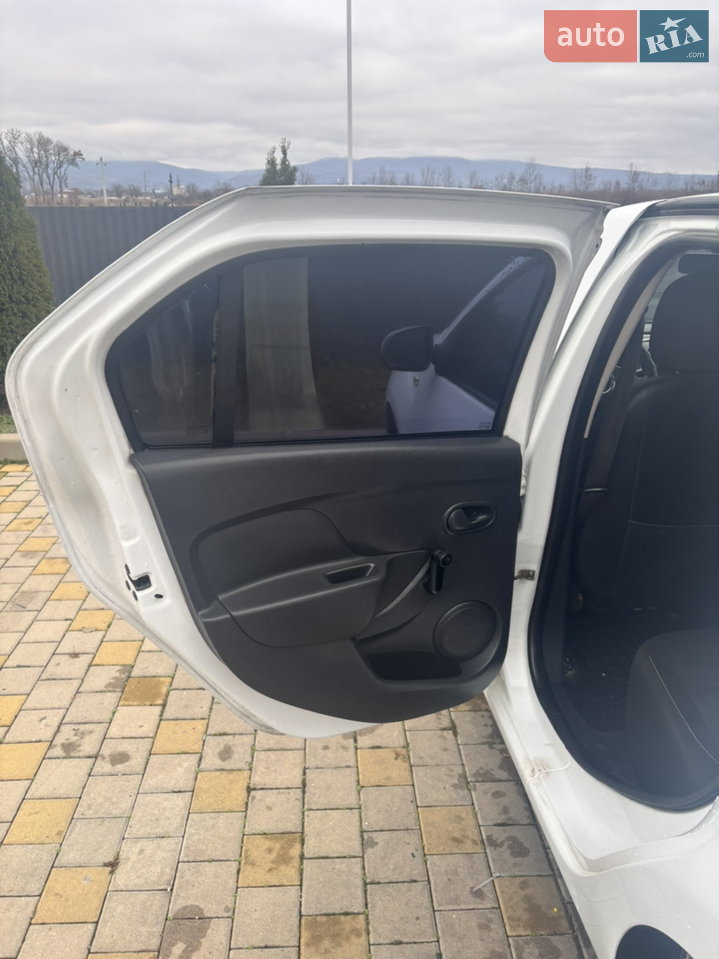 2016 Dacia Logan - мініатюра 9
