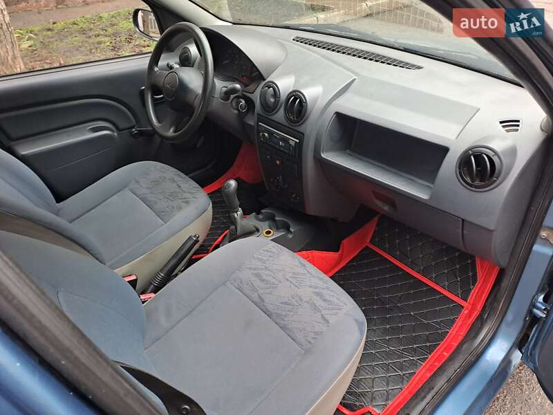 Седан Dacia Logan 2008 в Кропивницькому