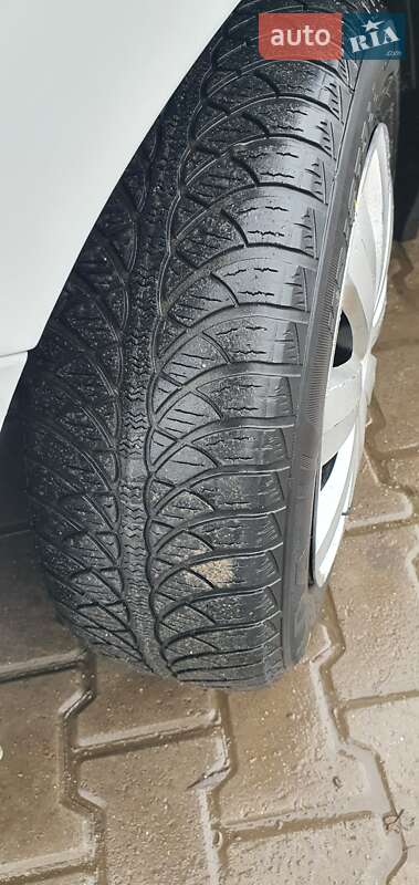 Седан Dacia Logan 2014 в Хмельницком