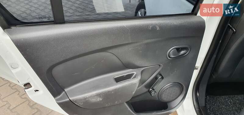 Седан Dacia Logan 2014 в Хмельницком