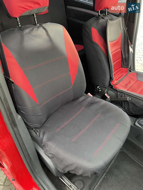 Седан Dacia Logan 2009 в Луцке фото 14 Седан Dacia Logan 2009 в Луцке