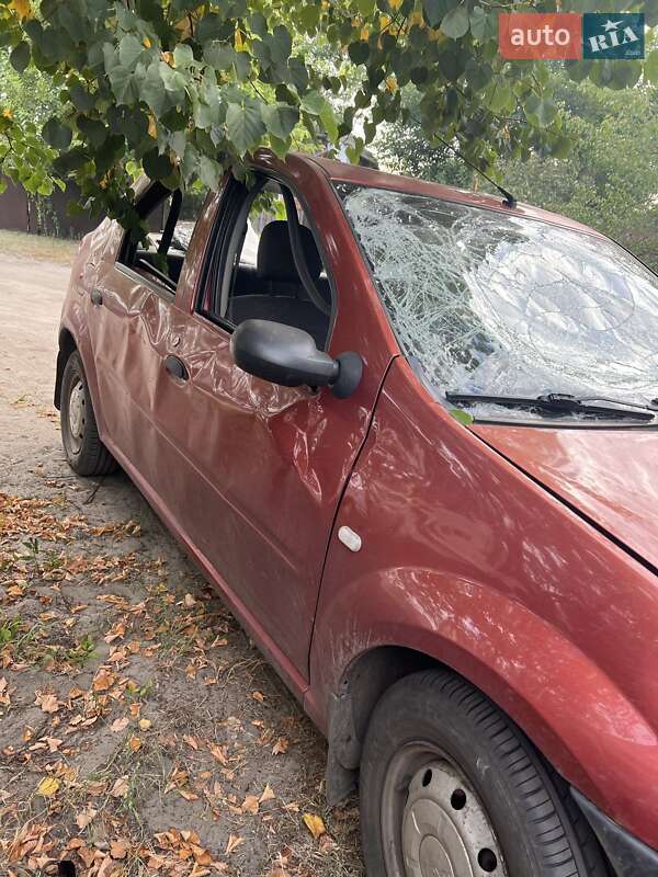 Седан Dacia Logan 2008 в Охтирці