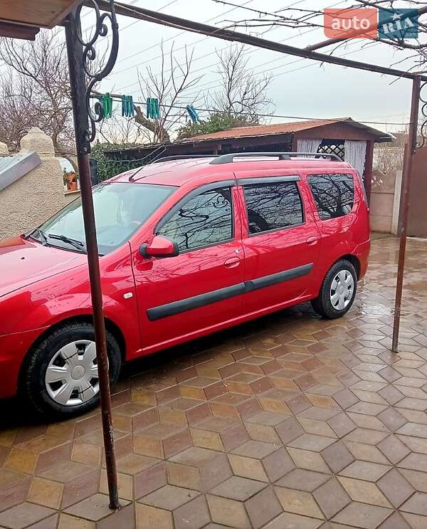 Седан Dacia Logan 2011 в Баштанке