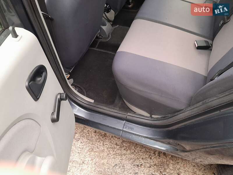 Седан Dacia Logan 2008 в Александрие фото 15 Седан Dacia Logan 2008 в Александрие