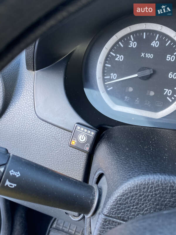 Седан Dacia Logan 2008 в Луцке фото 12 Седан Dacia Logan 2008 в Луцке