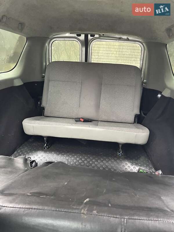 Седан Dacia Logan 2007 в Кривом Роге