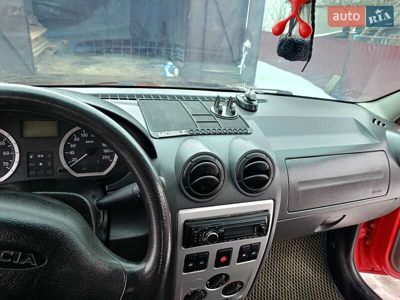 Седан Dacia Logan 2006 в Староконстантинове фото 8 Седан Dacia Logan 2006 в Староконстантинове
