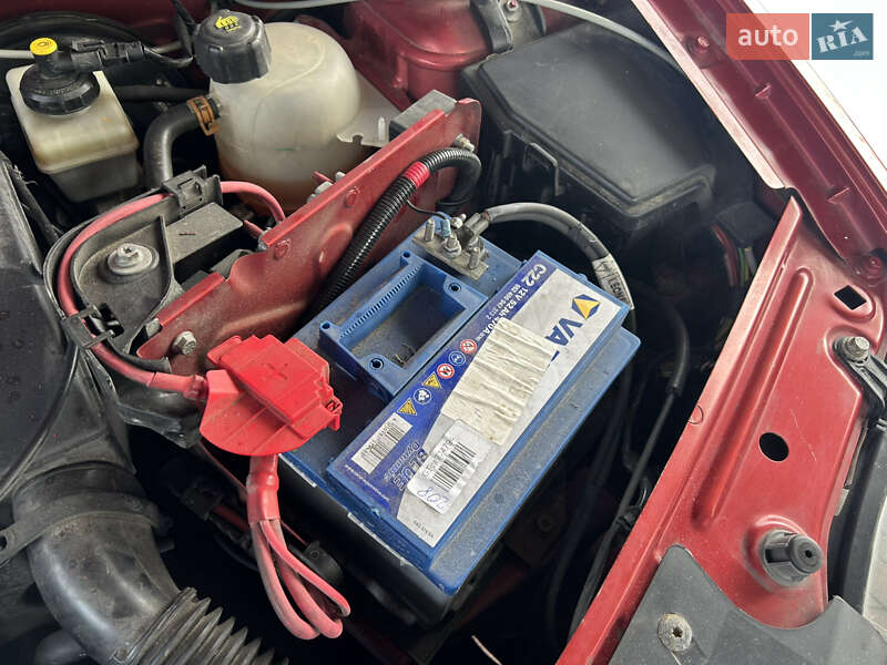 Седан Dacia Logan 2011 в Белой Церкви