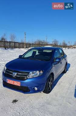 Седан Dacia Logan 2014 в Ровно