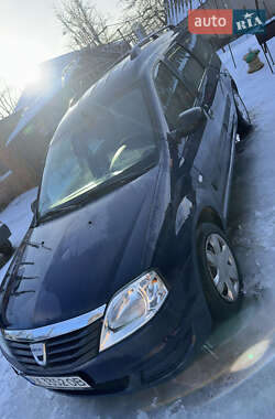 Седан Dacia Logan 2010 в Богодухове