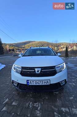 Седан Dacia Logan 2017 в Яремче