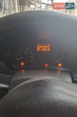 Седан Dacia Logan 2011 в Коломиї