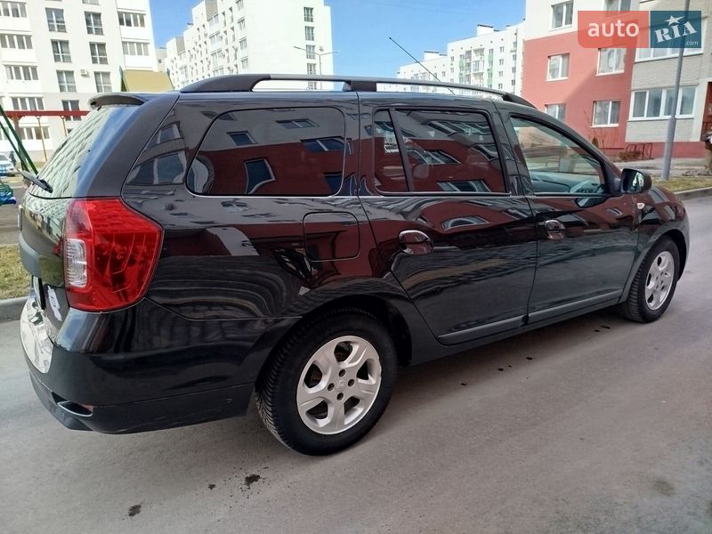 Седан Dacia Logan 2015 в Вінниці