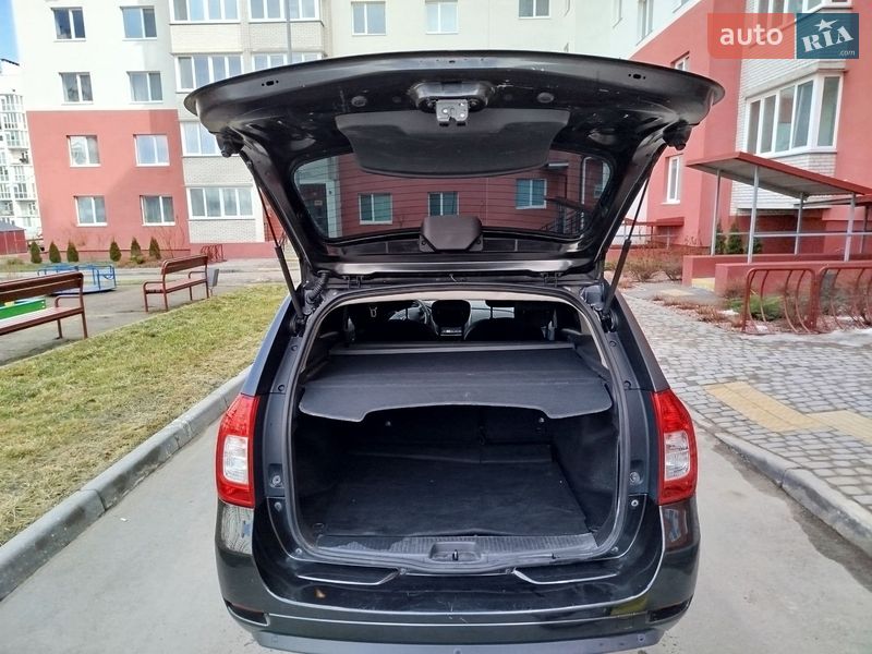 Седан Dacia Logan 2015 в Вінниці