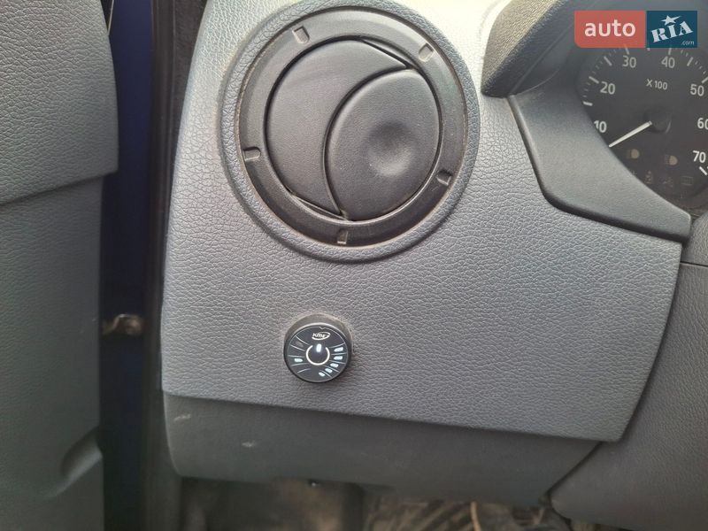 Седан Dacia Logan 2009 в Ровно