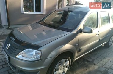 Седан Dacia Logan 2009 в Львове