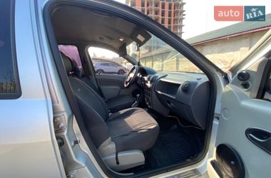 Седан Dacia Logan 2007 в Ужгороде