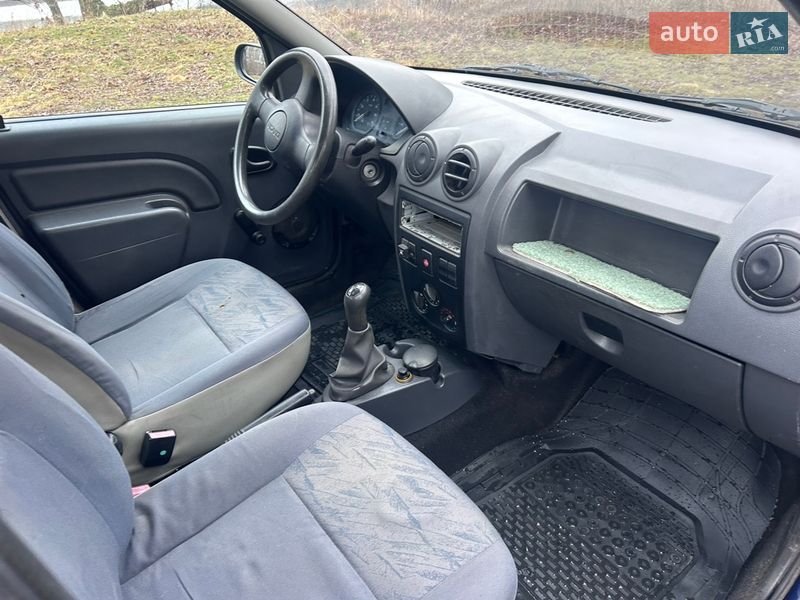 Седан Dacia Logan 2007 в Києві