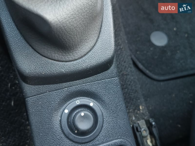 Седан Dacia Logan 2010 в Стебльові фото 19 Седан Dacia Logan 2010 в Стебльові