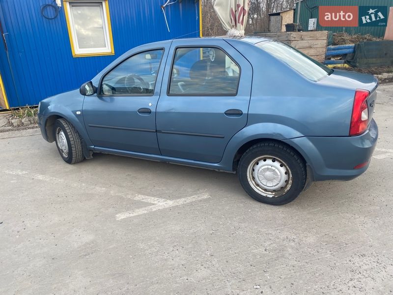 Седан Dacia Logan 2008 в Києві