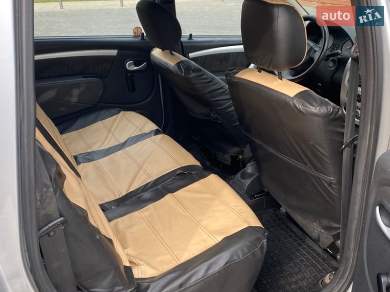 Седан Dacia Logan 2011 в Одессе