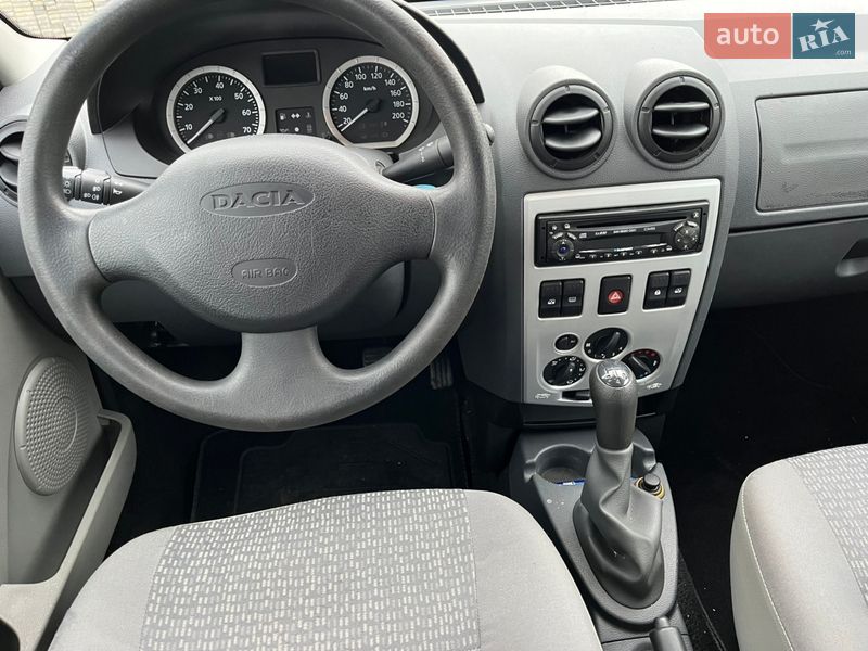 Седан Dacia Logan 2009 в Луцке фото 10 Седан Dacia Logan 2009 в Луцке