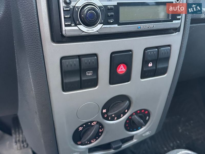 Седан Dacia Logan 2007 в Ивано-Франковске фото 18 Седан Dacia Logan 2007 в Ивано-Франковске