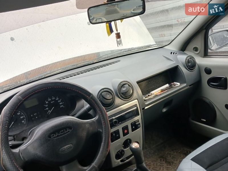 Седан Dacia Logan 2007 в Дніпрі