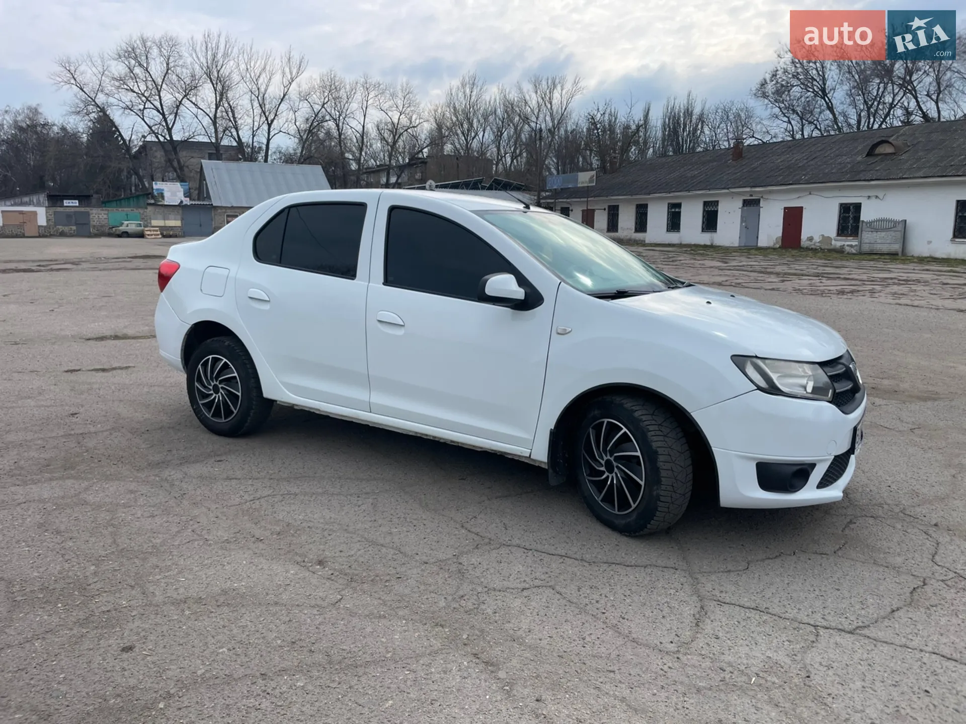 2016 Dacia Logan - мініатюра 8